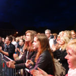 Foule-au-premier-festival-label-guitart